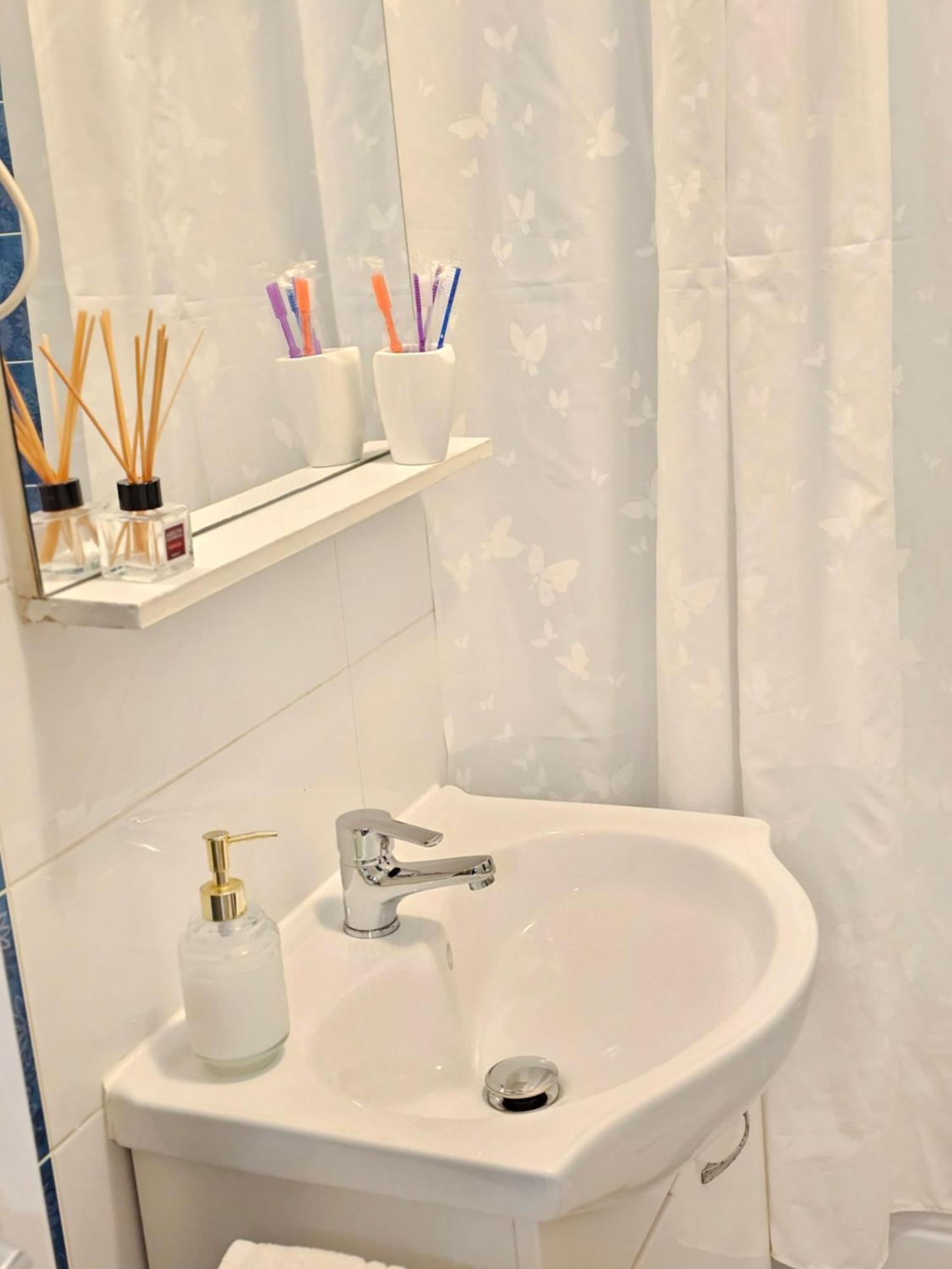 Enjoy My Home Near Palas Mall 2 Яш Екстериор снимка