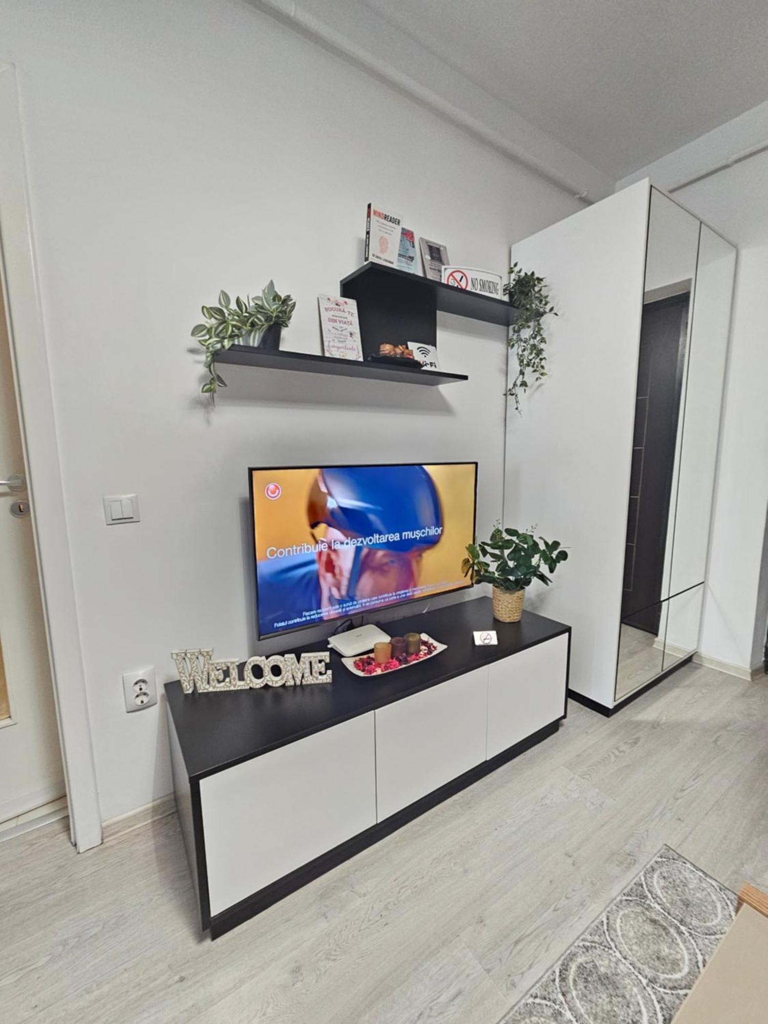 Enjoy My Home Near Palas Mall 2 Яш Екстериор снимка